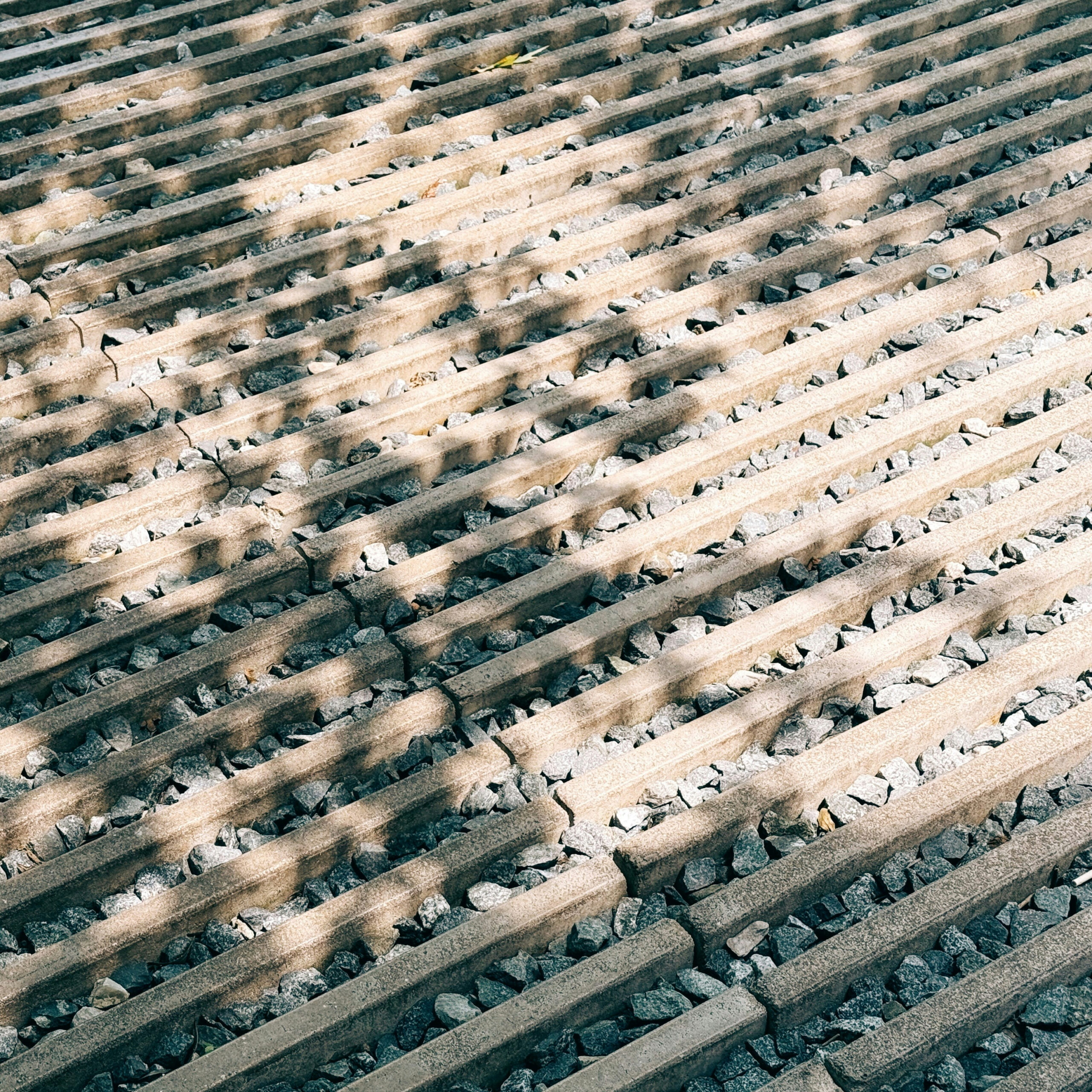 limboy zxspjwa0e2g unsplash 2